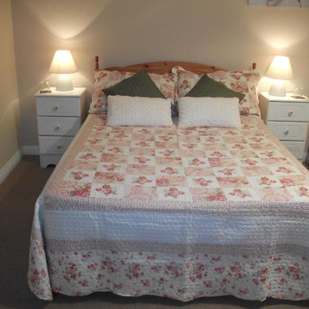Rocksberry Bed & Breakfast Castlebar Eksteriør billede