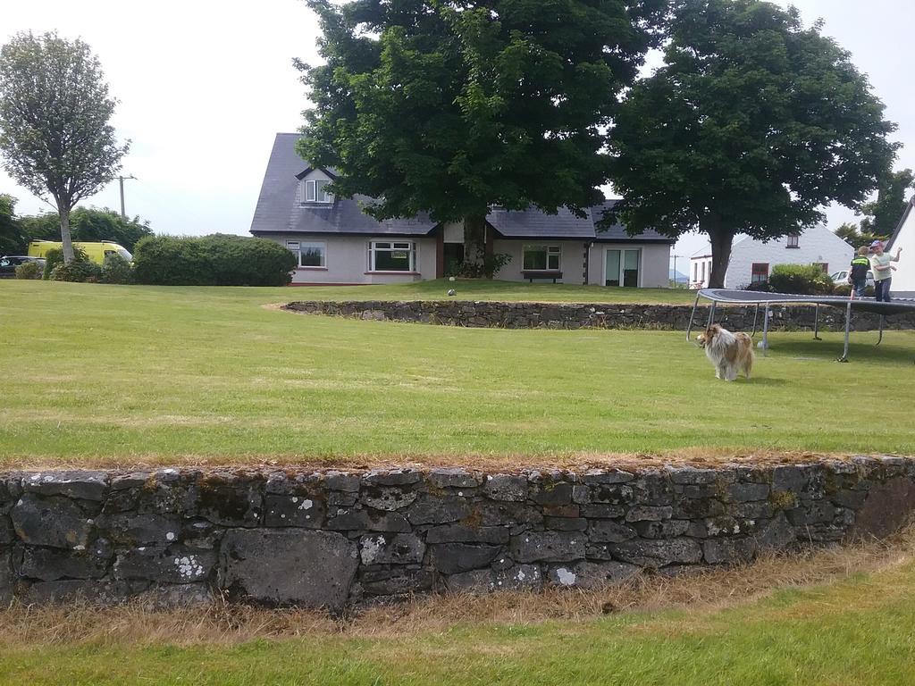 Rocksberry Bed & Breakfast Castlebar Eksteriør billede