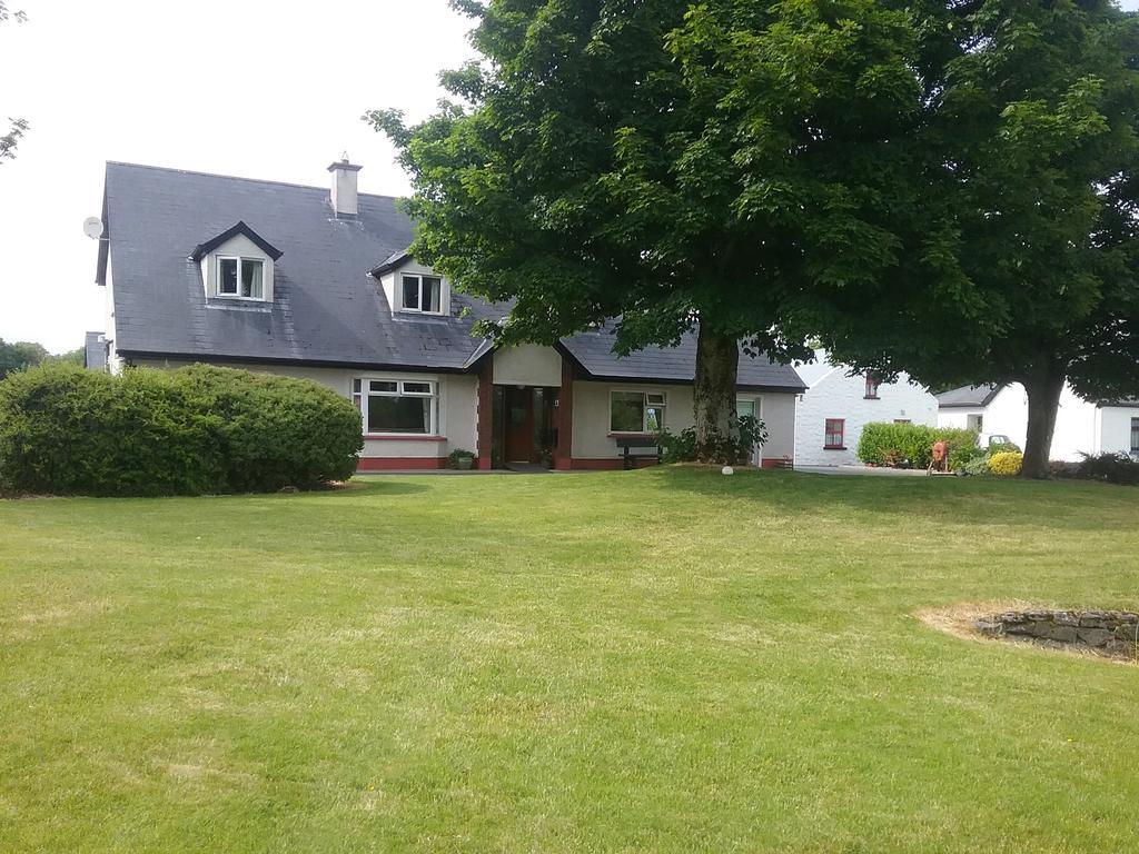 Rocksberry Bed & Breakfast Castlebar Eksteriør billede