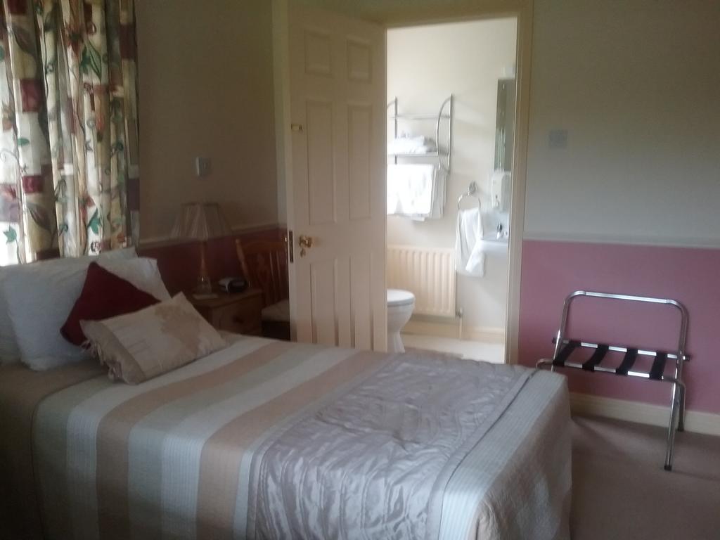 Rocksberry Bed & Breakfast Castlebar Eksteriør billede